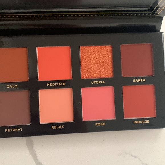 NEW ace beaute eyeshadow palette - Picture 6 of 7